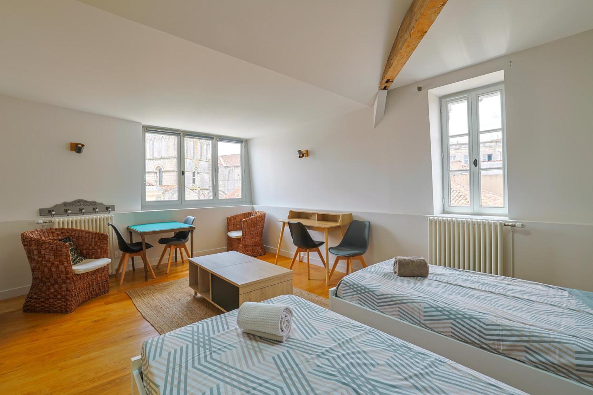 Grand Appartement De Standing #Hypercentre 코냐크 외부 사진