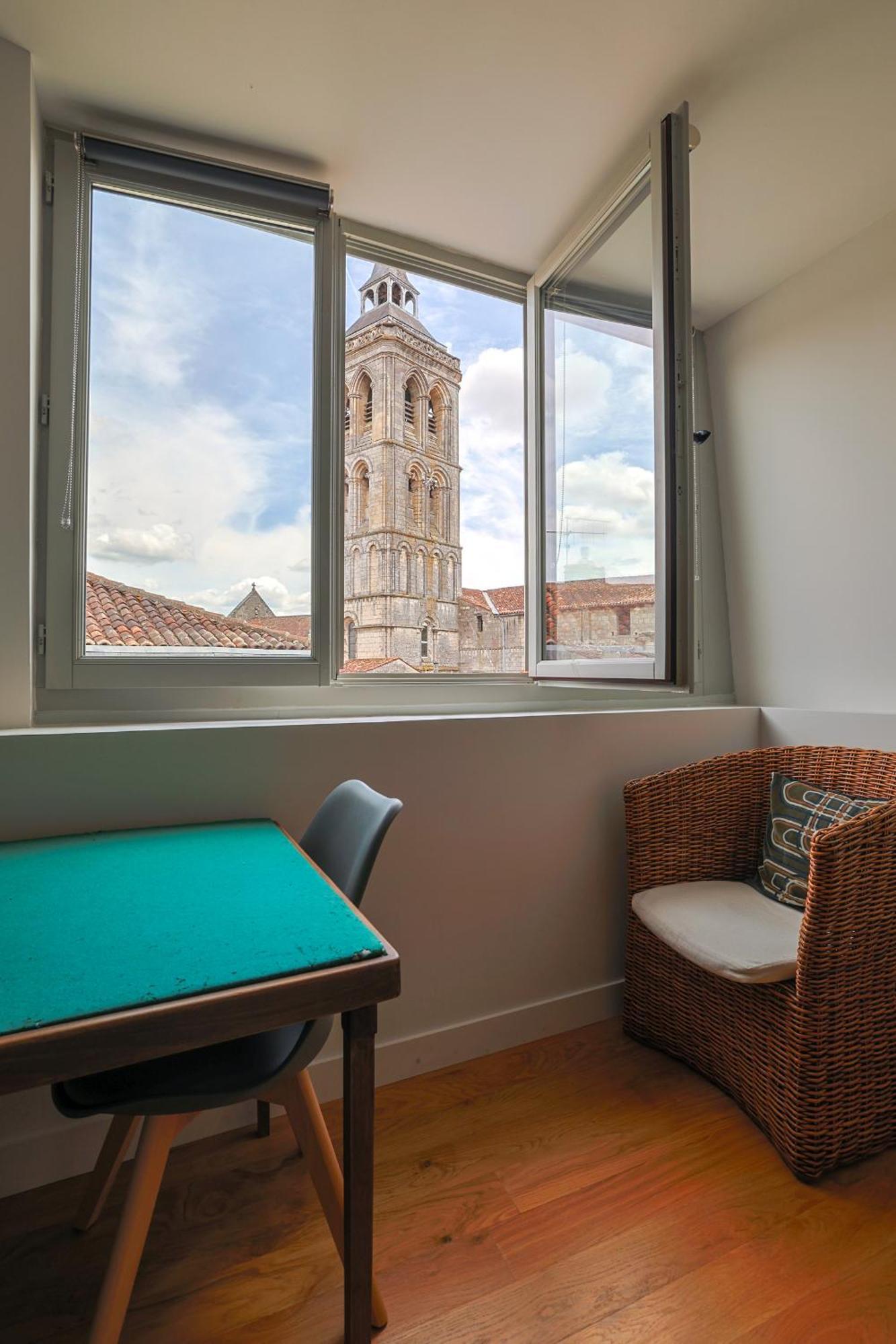 Grand Appartement De Standing #Hypercentre 코냐크 외부 사진